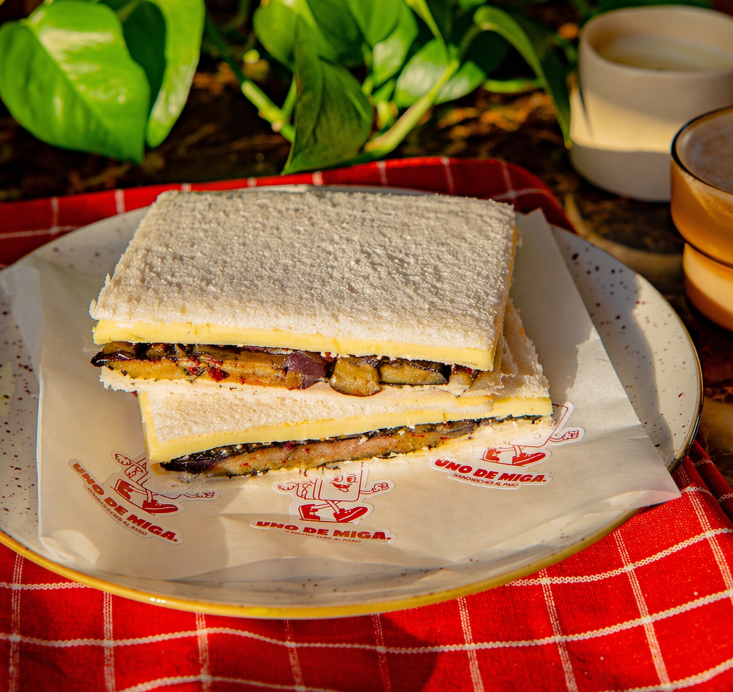 Variedad de sándwiches veganos por encargo