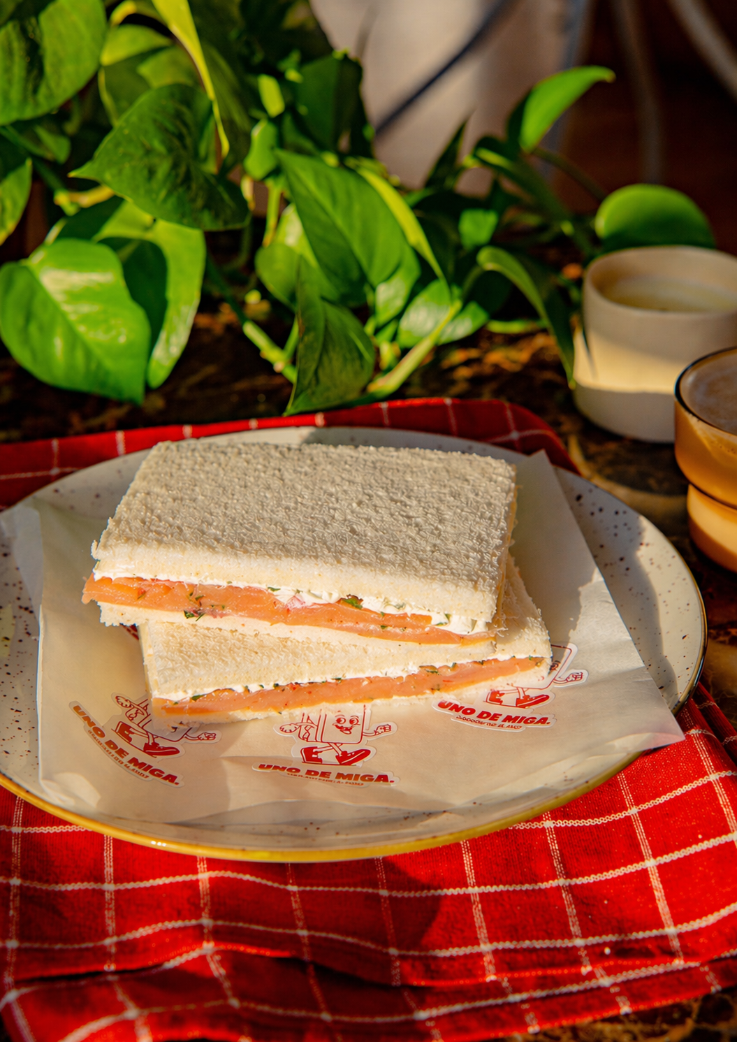 Sándwich de salmón ahumado y Philadelphia